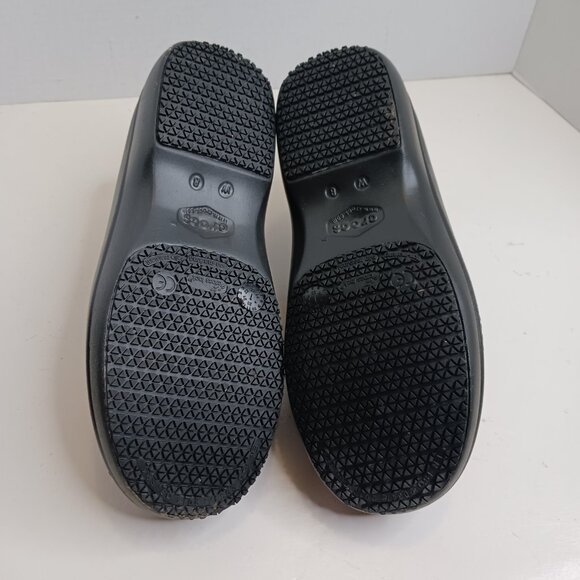 Crocs Women's Animal Print Clog size 8M - Picture 8 of 10